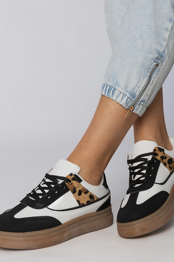 Weiß-schwarze Sneakers mit Panther-Einsatz, „Meril" 2