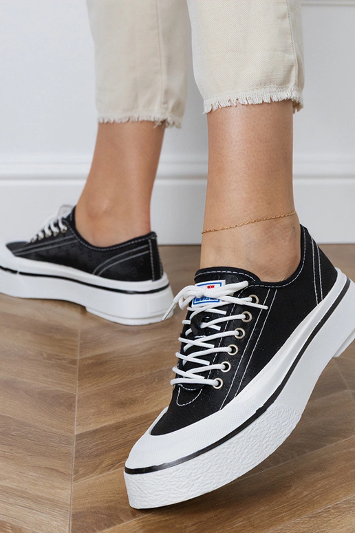 Schwarze Damenplattformschuhe, „Greta"