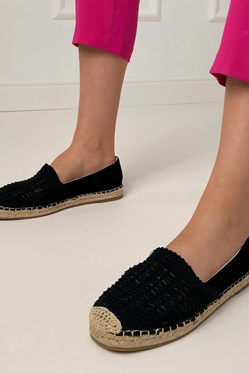 Schwarze durchbrochene Espadrilles auf Plattform Plevis