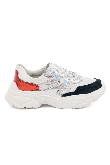 Turnschuhe Modell Schuhe...