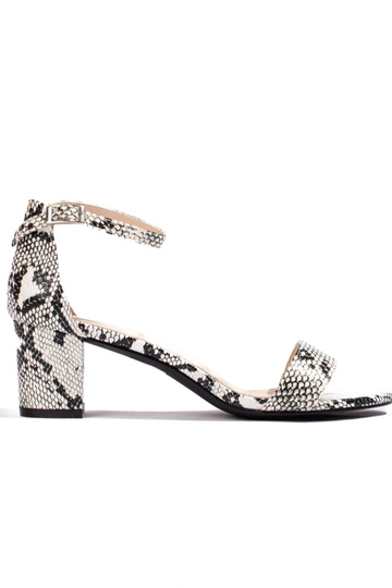 Absatzsandalen mit...