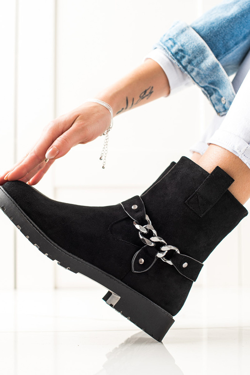 Klassisches Damenstiefelmodell aus...