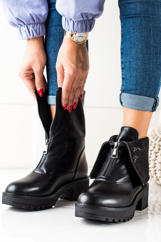 Damenstiefel von ĮyĮijanus choleĮka... Damenstiefel von ĮyĮijanus choleĮka...