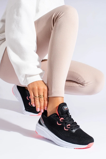 Sportschuhe im DK-Stil 2