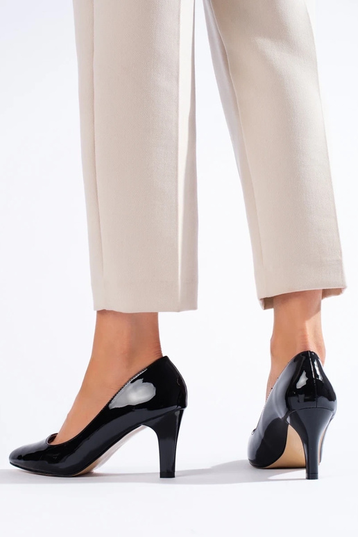 Lässige schwarze Schuhe