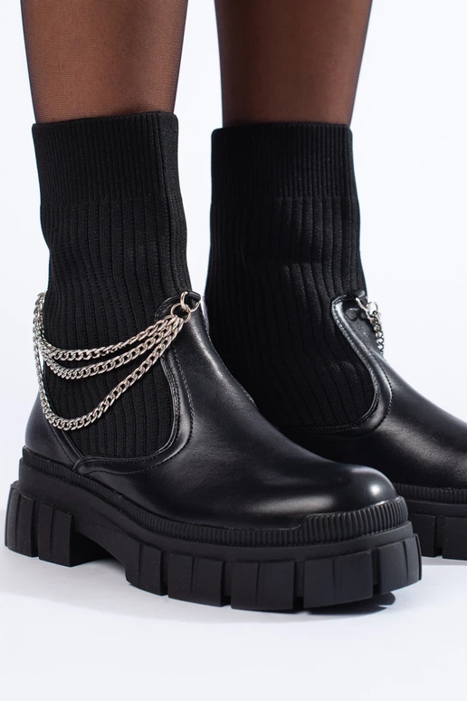 Schwarze Damenstiefeletten mit... Schwarze Damenstiefeletten mit...