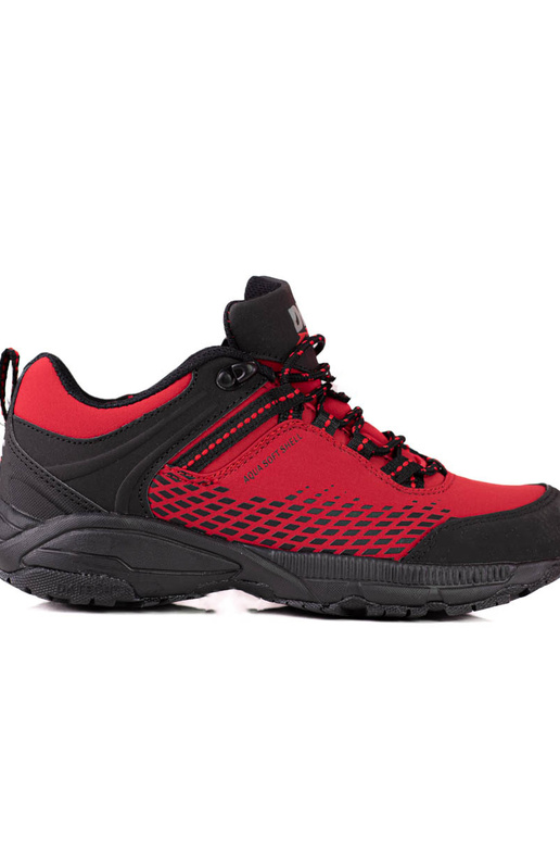 Rote Trekking-Schuhe auf dicker... Rote Trekking-Schuhe auf dicker...