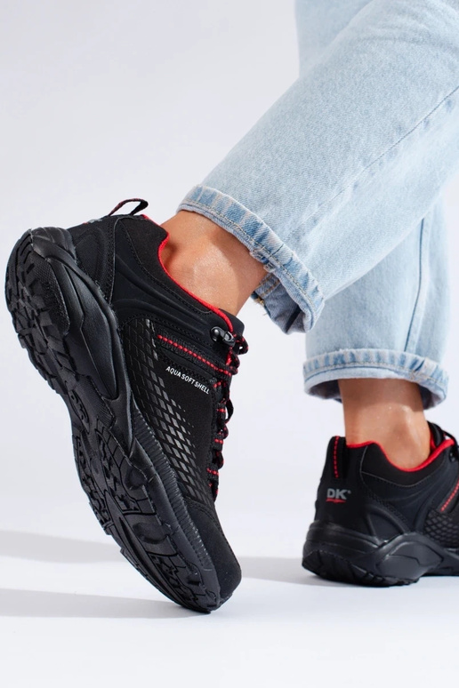 Trekkingstiefel mit dicker Sohle DK...