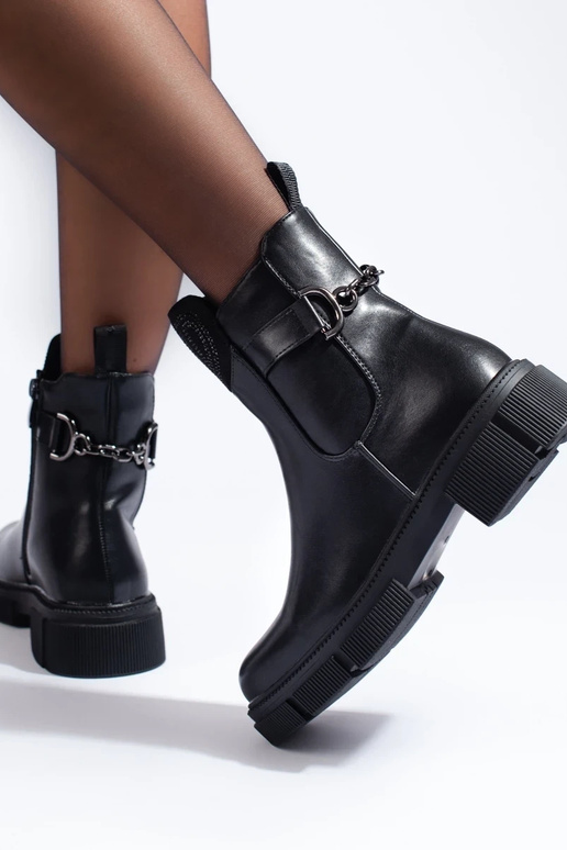 schwarze isolierte Damenschuhe