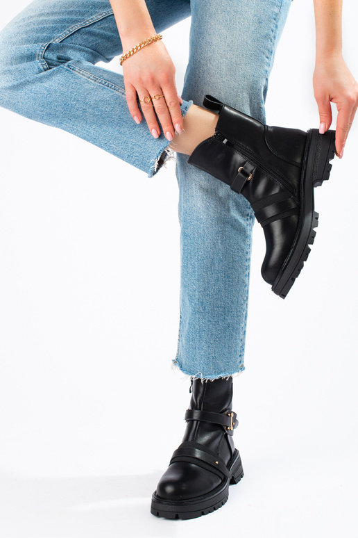 Schwarze Damenstiefel mit Schutz Schwarze Damenstiefel mit Schutz