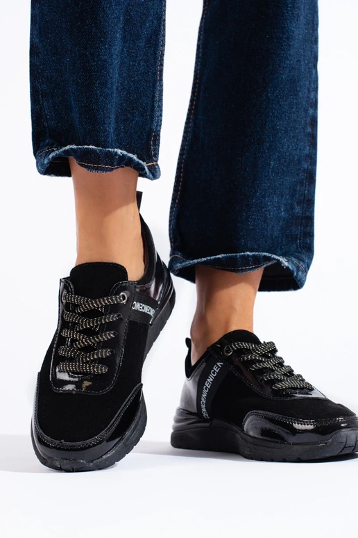 Sportliche Schuhe von Shelovet in... Sportliche Schuhe von Shelovet in...