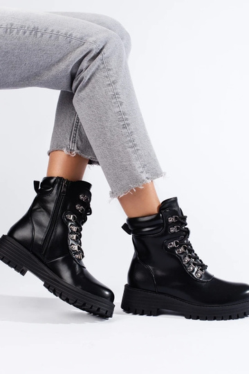 Schwarze Damenschnürschuhe 2