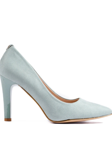 Hochhackige Schuhe mit...