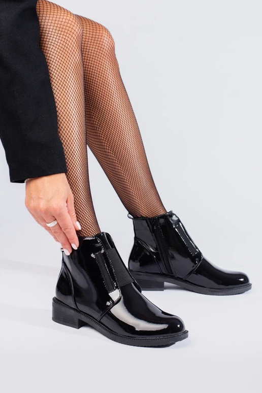 Damenschuhe im eleganten Stil, flach Damenschuhe im eleganten Stil, flach