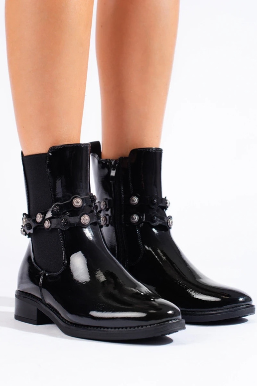 Flache Damenschuhe mit Lackeffekt,...