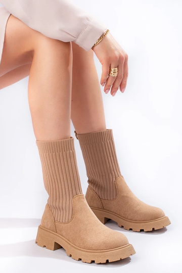 Damenschuhe aus Wildleder... 2