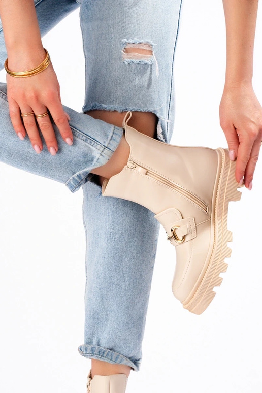 Beige Damenschuhe mit Plateau Beige Damenschuhe mit Plateau