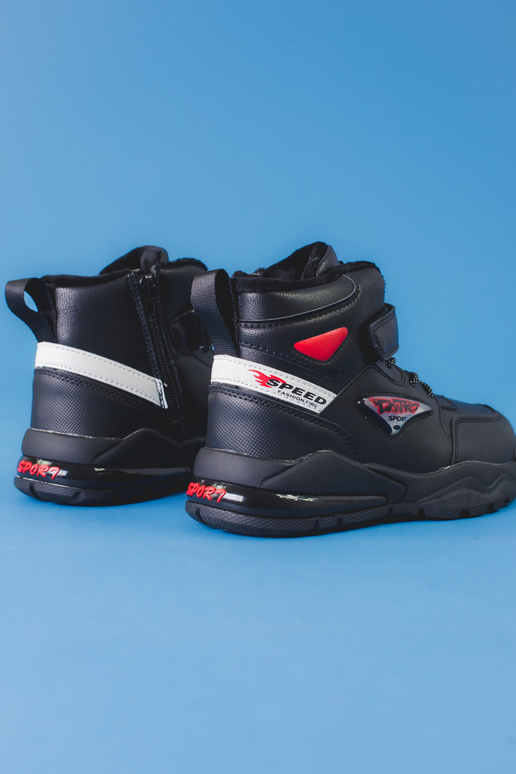 mit Schnürsenkeln Schuhe Jungen... mit Schnürsenkeln Schuhe Jungen...