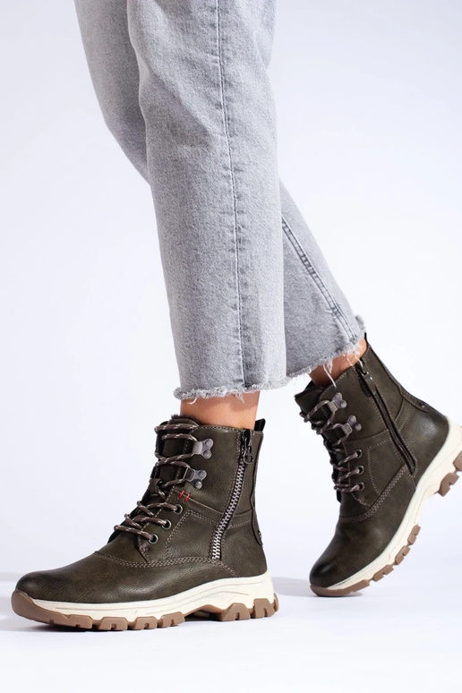 Schnürstiefeletten mit dekorativem... Schnürstiefeletten mit dekorativem...