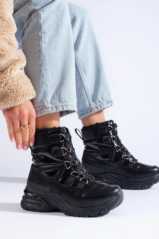 schwarze Damen-Schneestiefel mit Fell... schwarze Damen-Schneestiefel mit Fell...