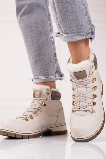 Sandfarbene Stiefel aus... 2