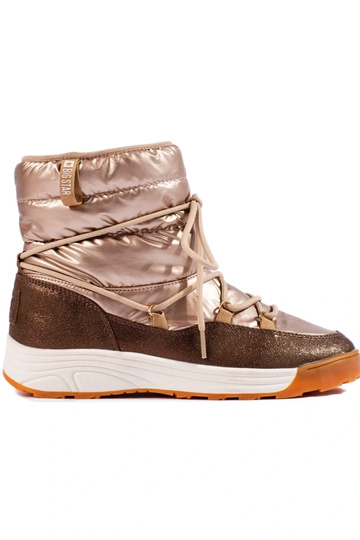 Kurze goldene Schneestiefel...