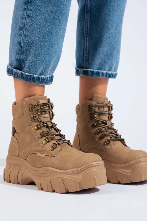 Damenstiefel mit Plateau BIG STAR... Damenstiefel mit Plateau BIG STAR...