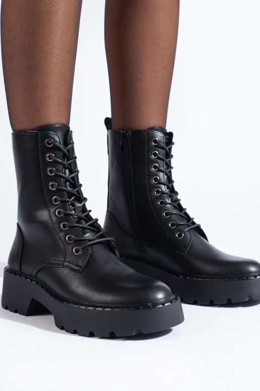 Klassisches Modell der schwarzen... Klassisches Modell der schwarzen...