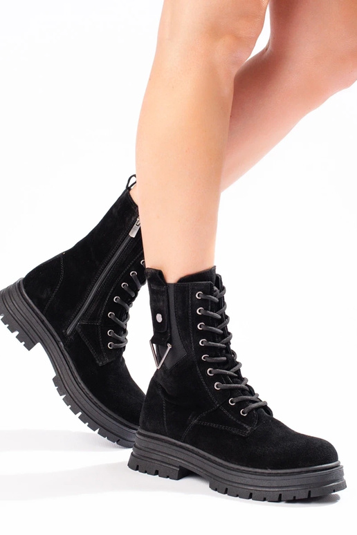 Hohe Damenschuhe aus echtem Leder in... Hohe Damenschuhe aus echtem Leder in...