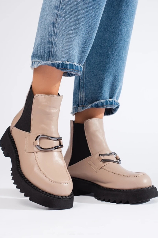 Damenschuhe aus Leder mit Plateau in...