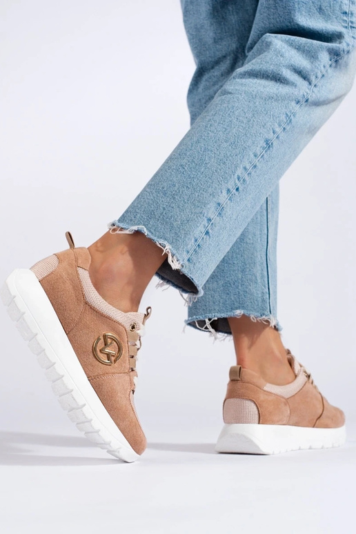 Sportliche Schuhe Vinceza Beige Sportliche Schuhe Vinceza Beige