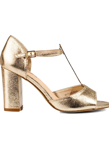 Goldene High-Heel-Sandalen...