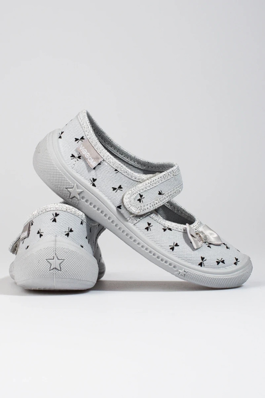 Viggami Kalina graue Schuhe