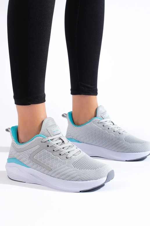 Sportschuhe DK graue Farbe Sportschuhe DK graue Farbe