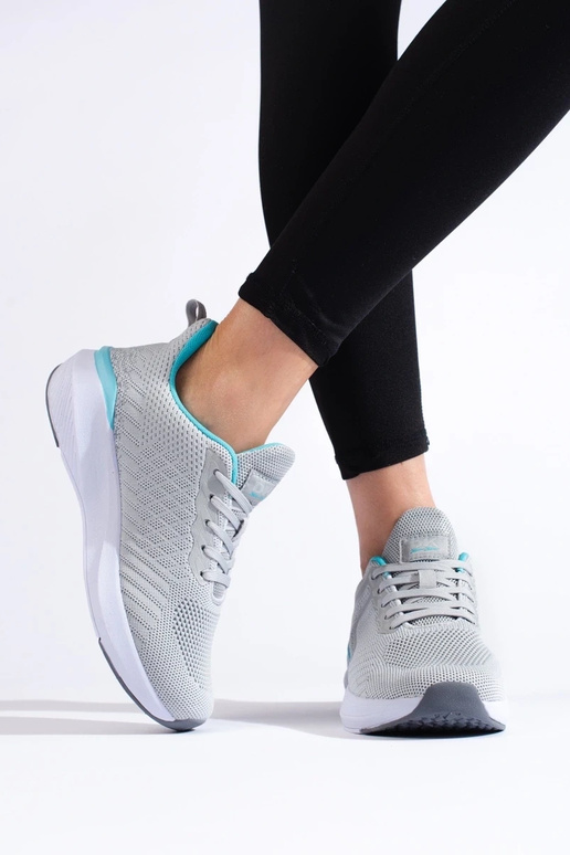 Sportschuhe DK graue Farbe Sportschuhe DK graue Farbe