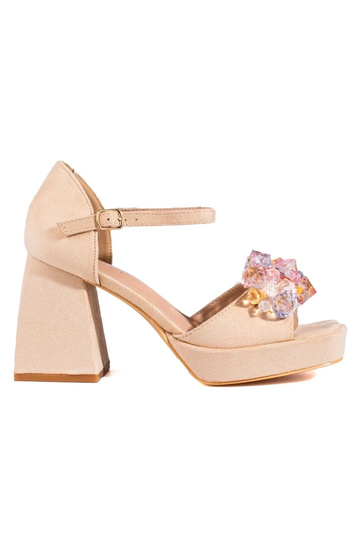 beige Sandaletten von Shelovet