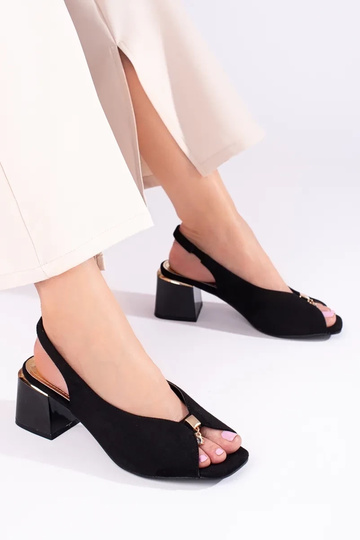 Schwarze Wildledersandalen... 2