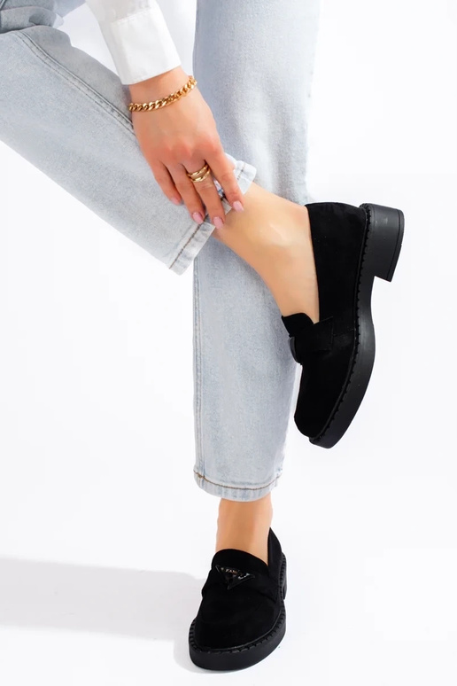 Damenmokassins aus schwarzem... Damenmokassins aus schwarzem...