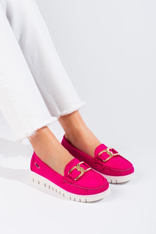 Mokassins aus Wildleder mit massivem... Mokassins aus Wildleder mit massivem...