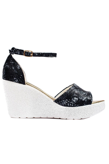 Sandalen in schwarz-weißer...
