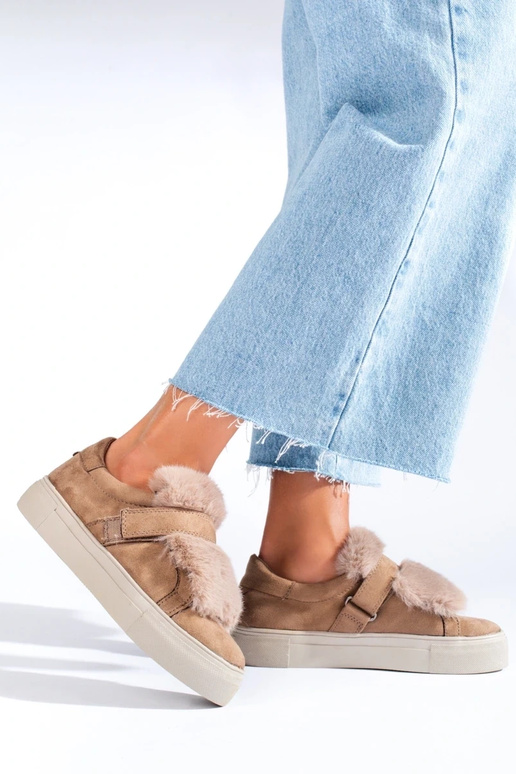 Beige Wildlederstiefel mit Fell Shelovet Beige Wildlederstiefel mit Fell Shelovet