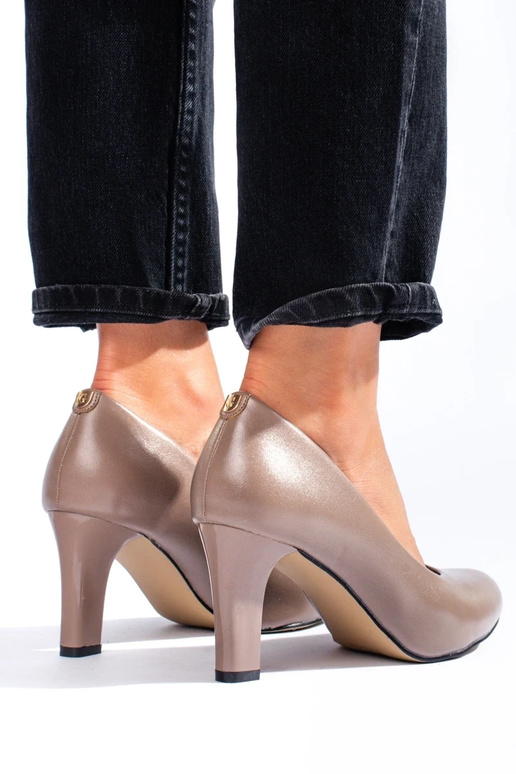 Klassisches Modell dunkelbeiger High...