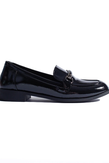 Mokassins mit Lackeffekt in...