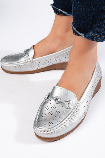 Silberne Mokassins für Damen 2