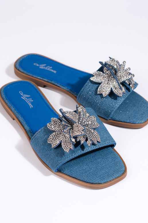 Hausschuhe aus Denim-Material