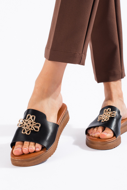 Modische Damenhausschuhe in schwarzer... Modische Damenhausschuhe in schwarzer...