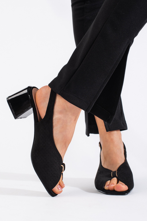 Elegante Sandalen mit Absatz in...