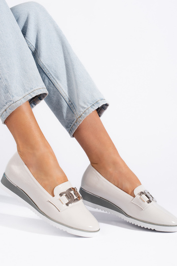 Weiße Lords-Modellschuhe... 2