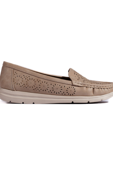 Beige Mokassins für Damen...