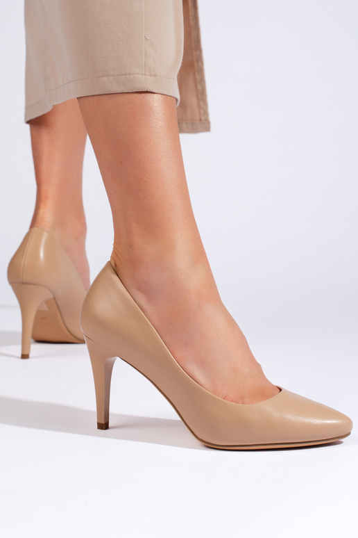 Beige High Heels mit dünnem Absatz... Beige High Heels mit dünnem Absatz...
